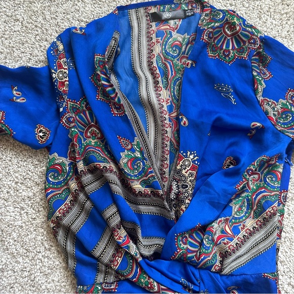 MissGuided Paisley Long Sleeve Blue Dress - Picture 2 of 4